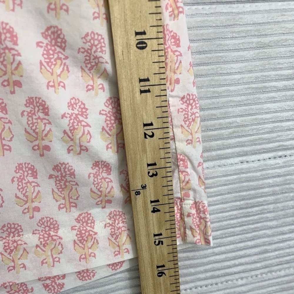 Faherty Women’s Malibu Shorts Pink Taj Floral Organic Cotton Size S NWT - Picture 8 of 9